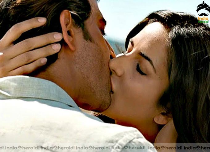 Hottest Lip Locks in Bollywood