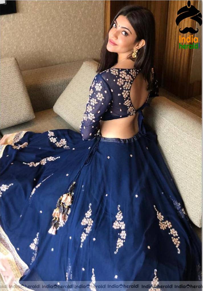 Kajal Aggarwal Hot Hip and Navel Show in Traditional Dress and it is too Sexy