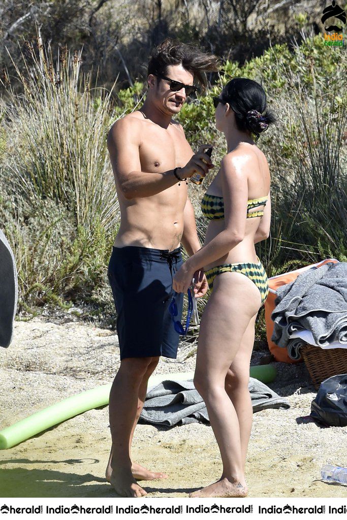 Katy Perry Bikini Pics On Vacation In Italy Set 1