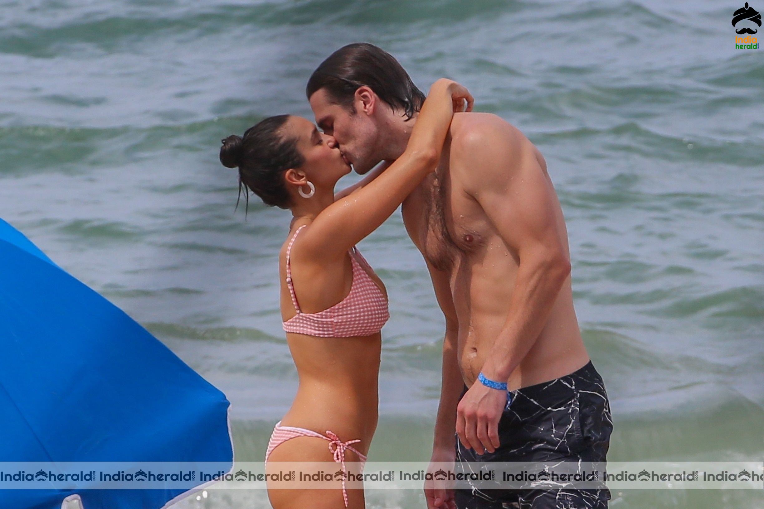 Nina Dobrev Damn Hot And Sexy In Bikini With Her Boyfriend At Maui Set 2