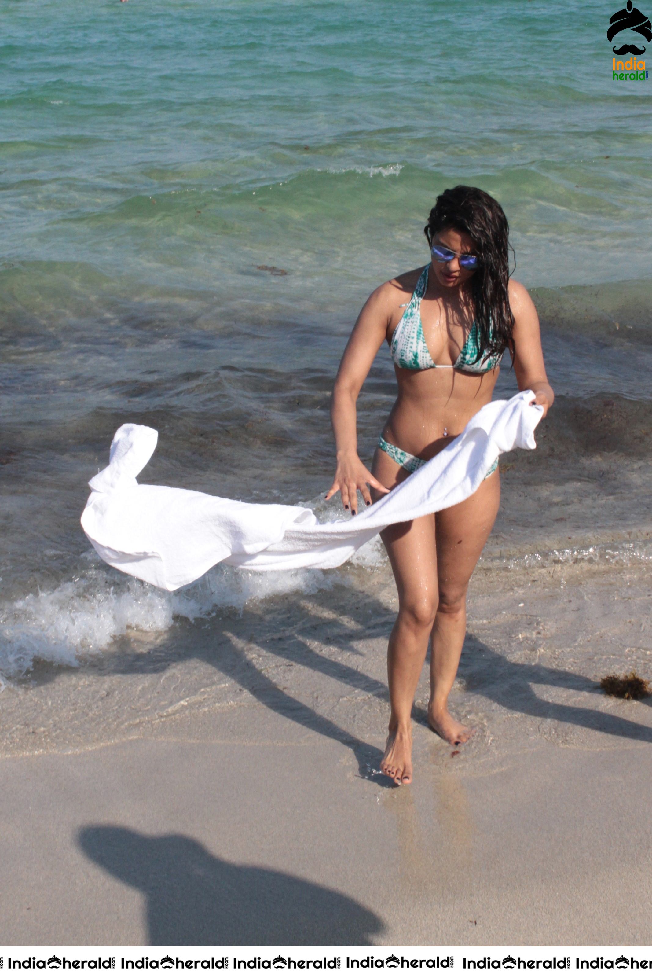 Priyanka Chopra In a bikini at a beach in Miami Set 1