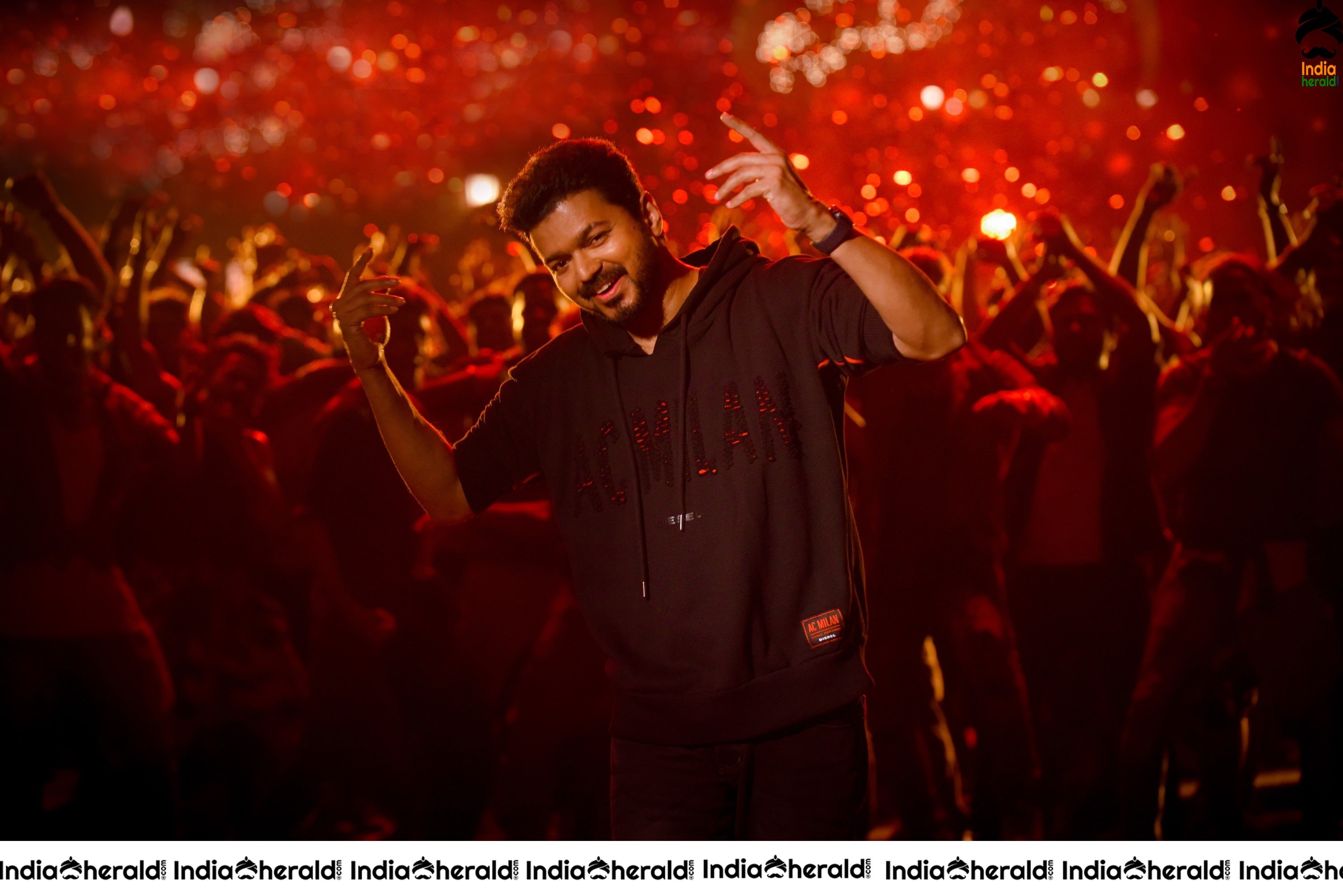 Bigil HD Unseen Wallpapers and Posters Set 2