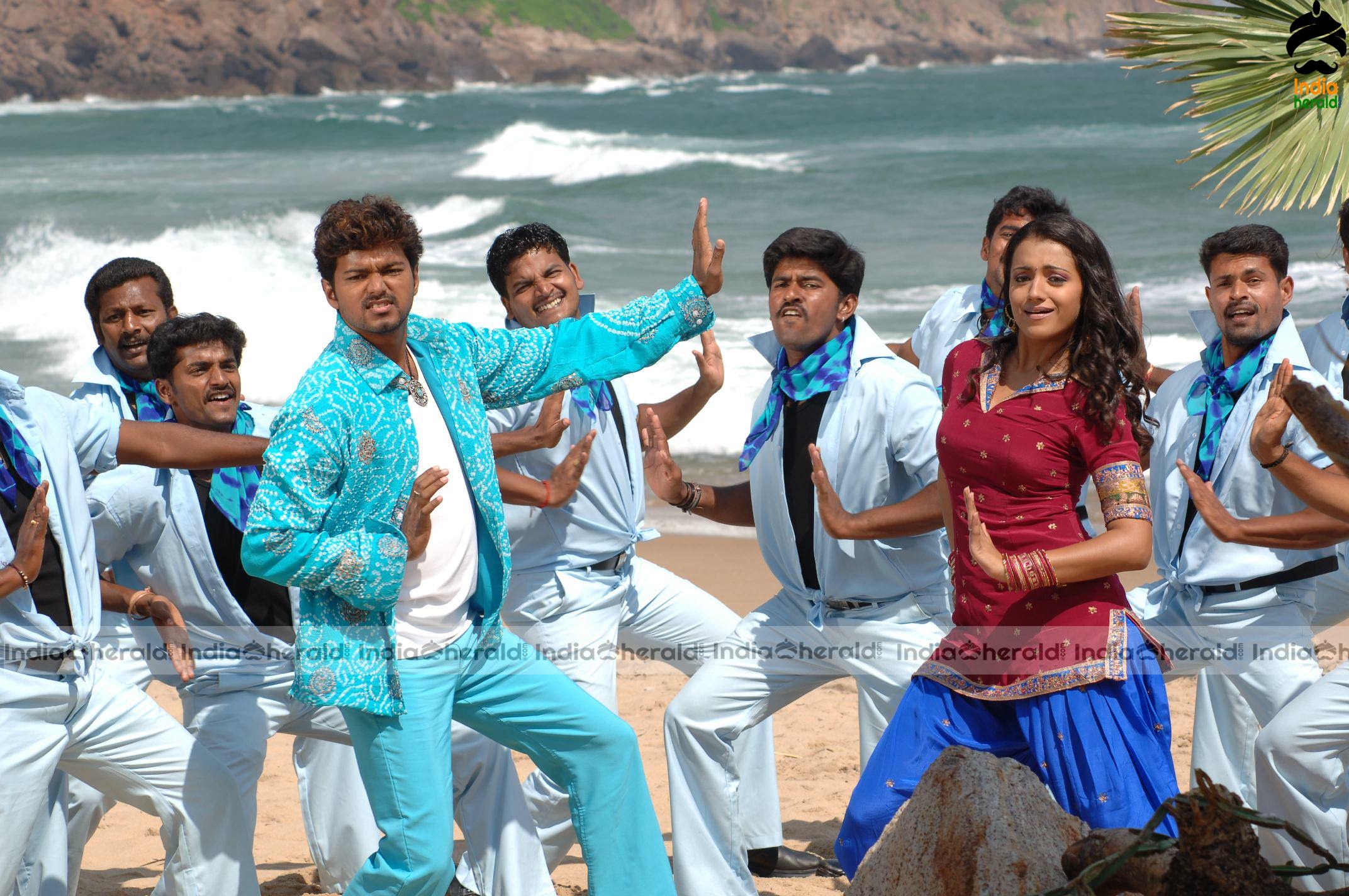 Hot Trisha and Vijay Unseen Stills from Aadhi movie Set 5