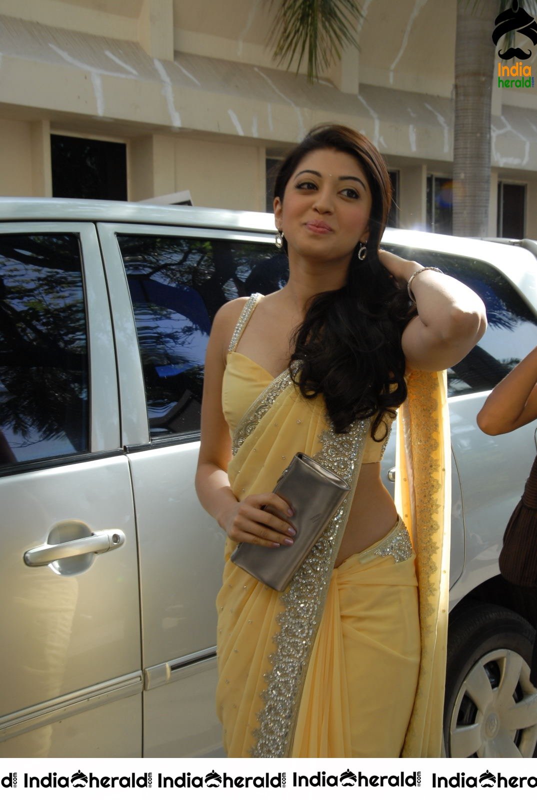 Pranitha Subash Unseen Hot Stills Collection in Saree Set 3