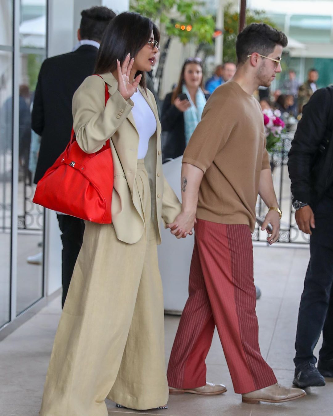 Priyanka Chopra spotted with her Husband Nick Jonas in New York