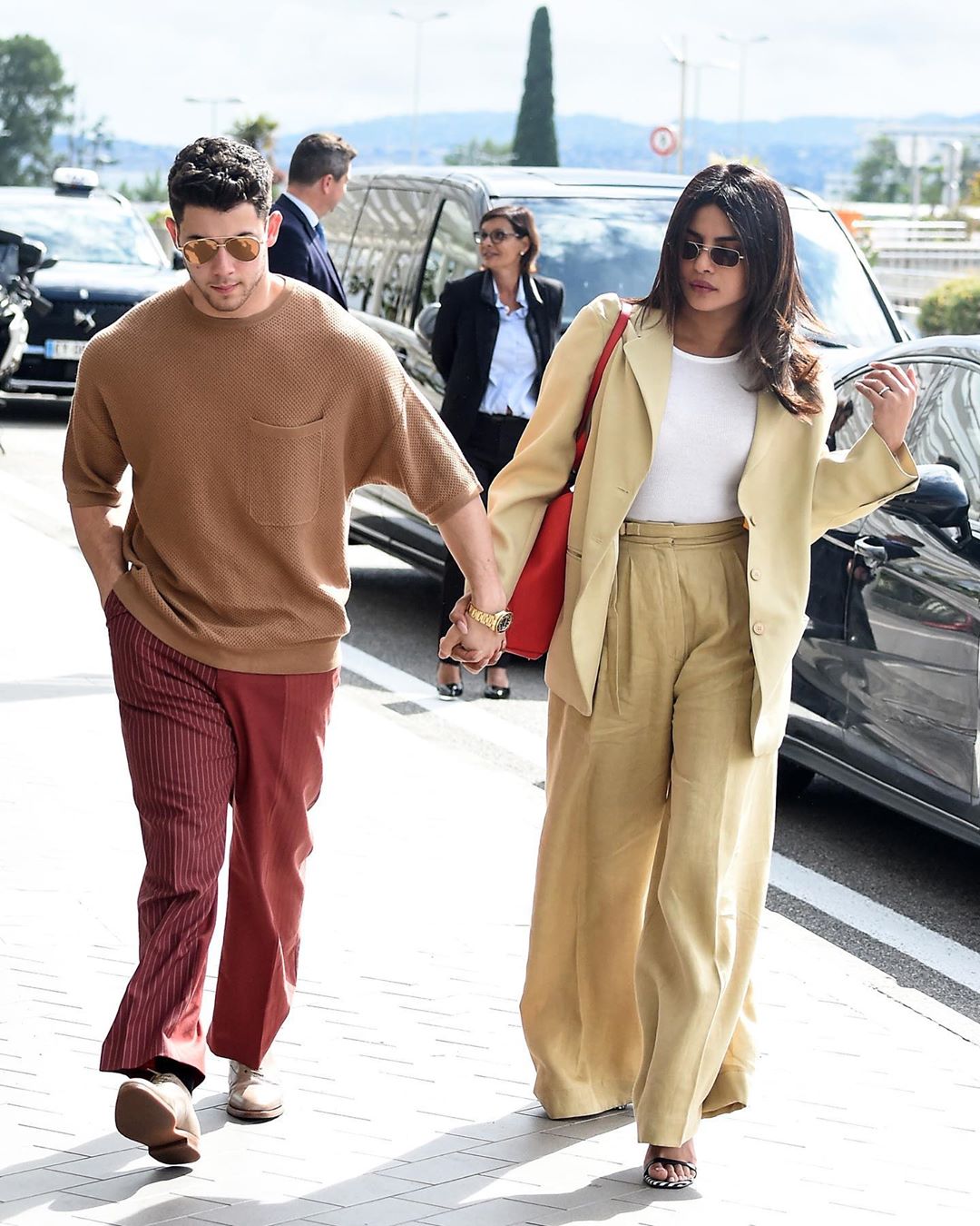 Priyanka Chopra spotted with her Husband Nick Jonas in New York