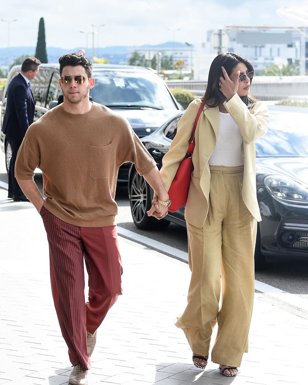 Priyanka Chopra spotted with her Husband Nick Jonas in New York