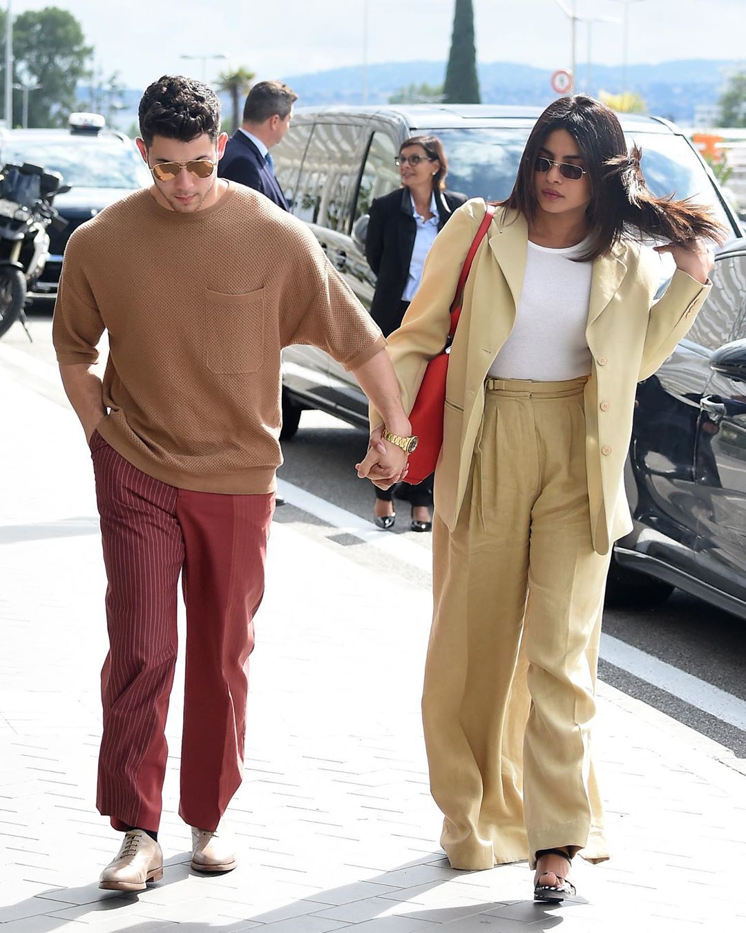 Priyanka Chopra spotted with her Husband Nick Jonas in New York