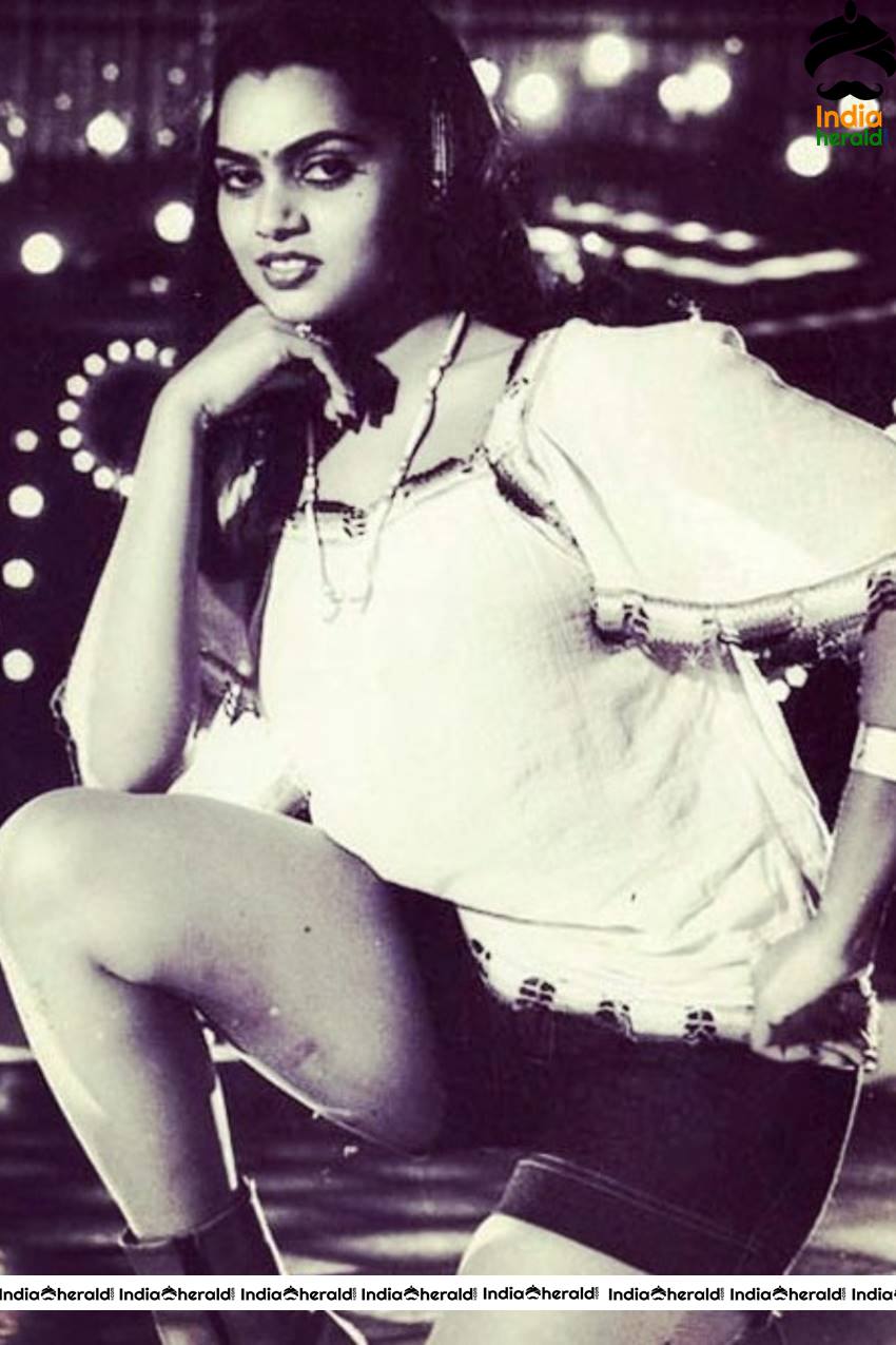 Rare And Unseen Old Photos Of Actress Silk Smitha Set 1