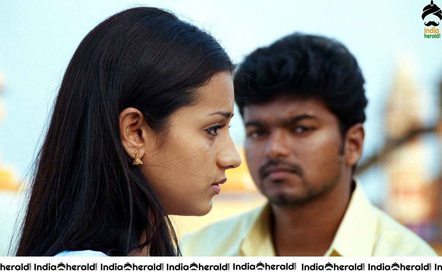 Rare and Unseen Photos of 2004 Blockbuster Okkadu Remake featuring Vijay and Trisha Set 2