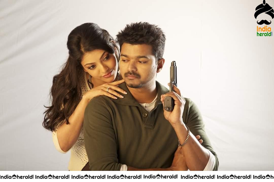 Rare and Unseen Photos of Vijay and Kajal from Thuppakki Movie Set 2