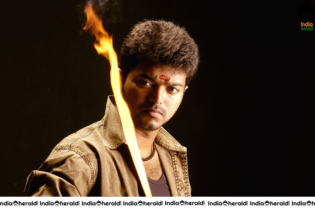 Rare and Unseen Stills of 2005 Blockbuster Tamil movie Sivakasi Set 1