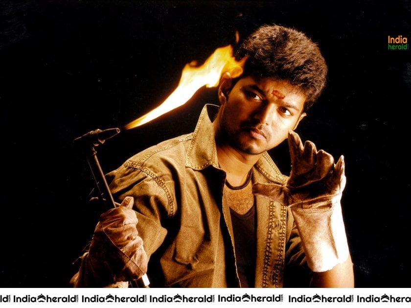 Rare and Unseen Stills of 2005 Blockbuster Tamil movie Sivakasi Set 1