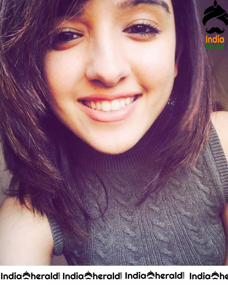 Shirley Setia Cute Photos Collection Set 2