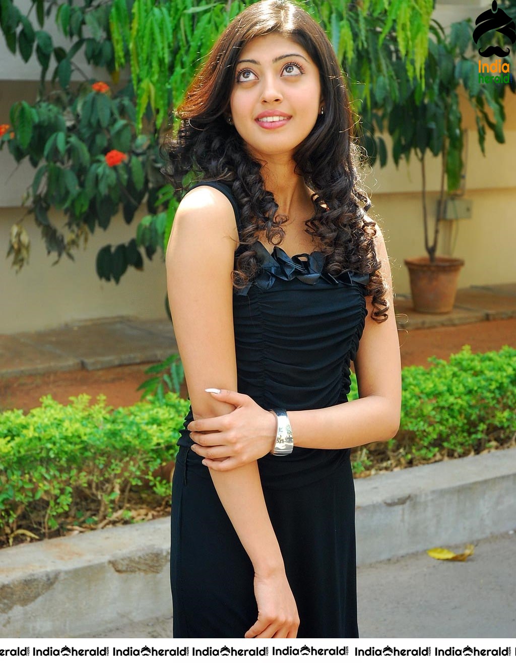 Unseen Pranitha Photos from her Early Days of Career Set 4