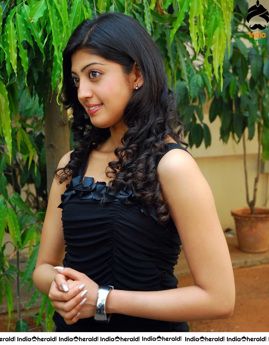 Unseen Pranitha Photos from her Early Days of Career Set 4