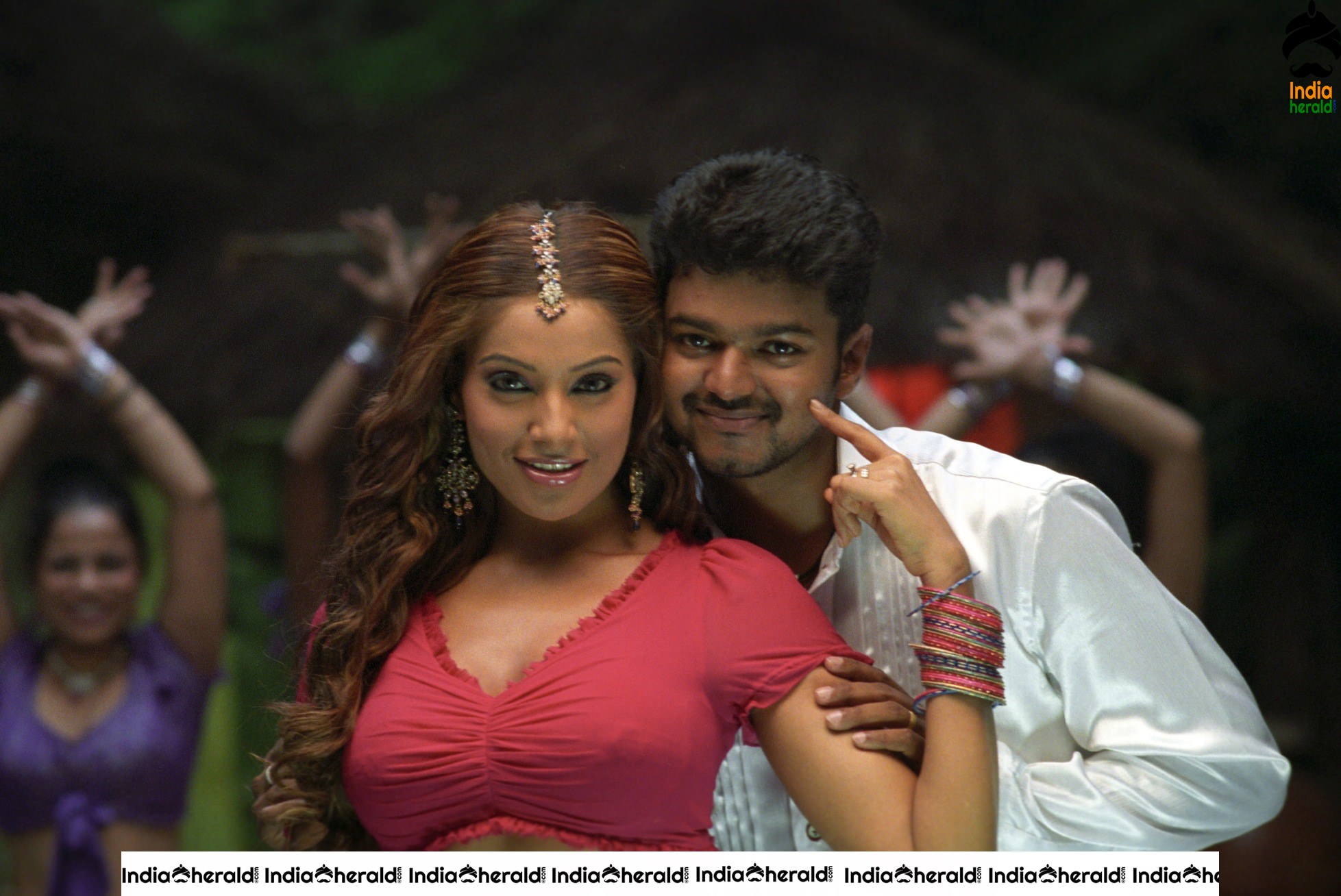 Vijay and Genelia in Sachein Movie Unseen HD Stills Set 2