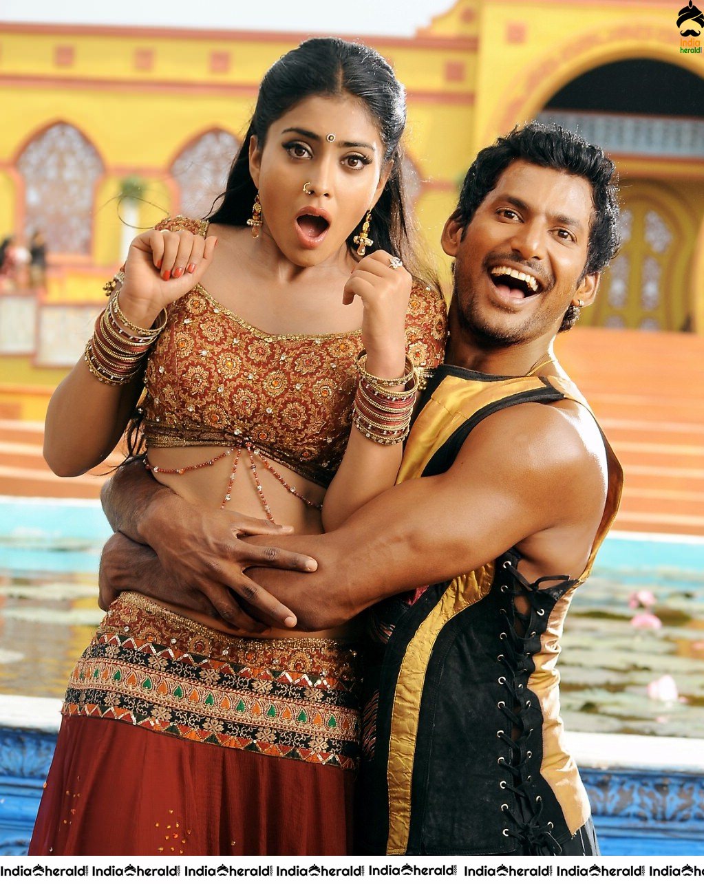 Vishal and Shriya Unseen stills from Thoranai movie Set 1