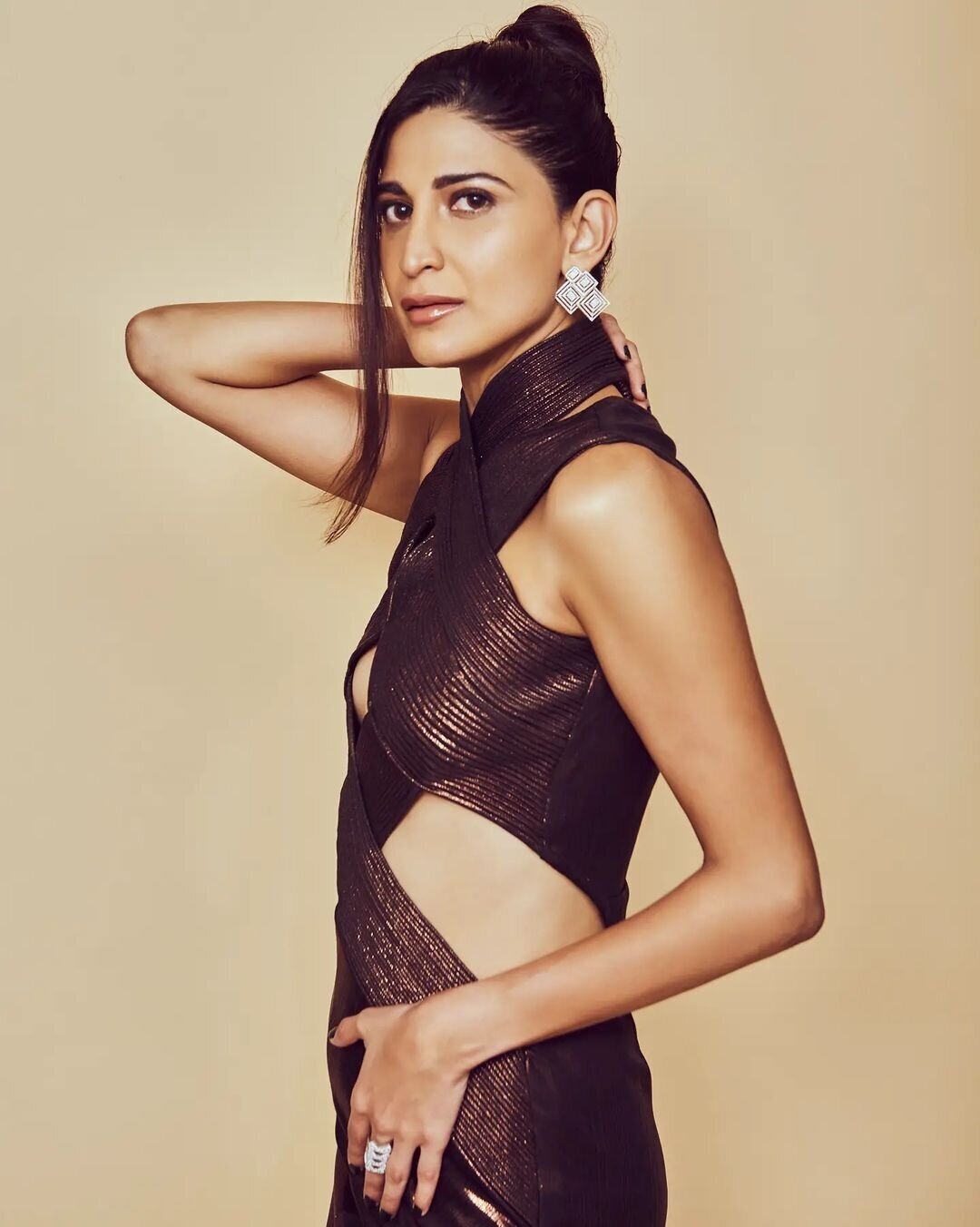 Aahana Kumra New Hot Photos