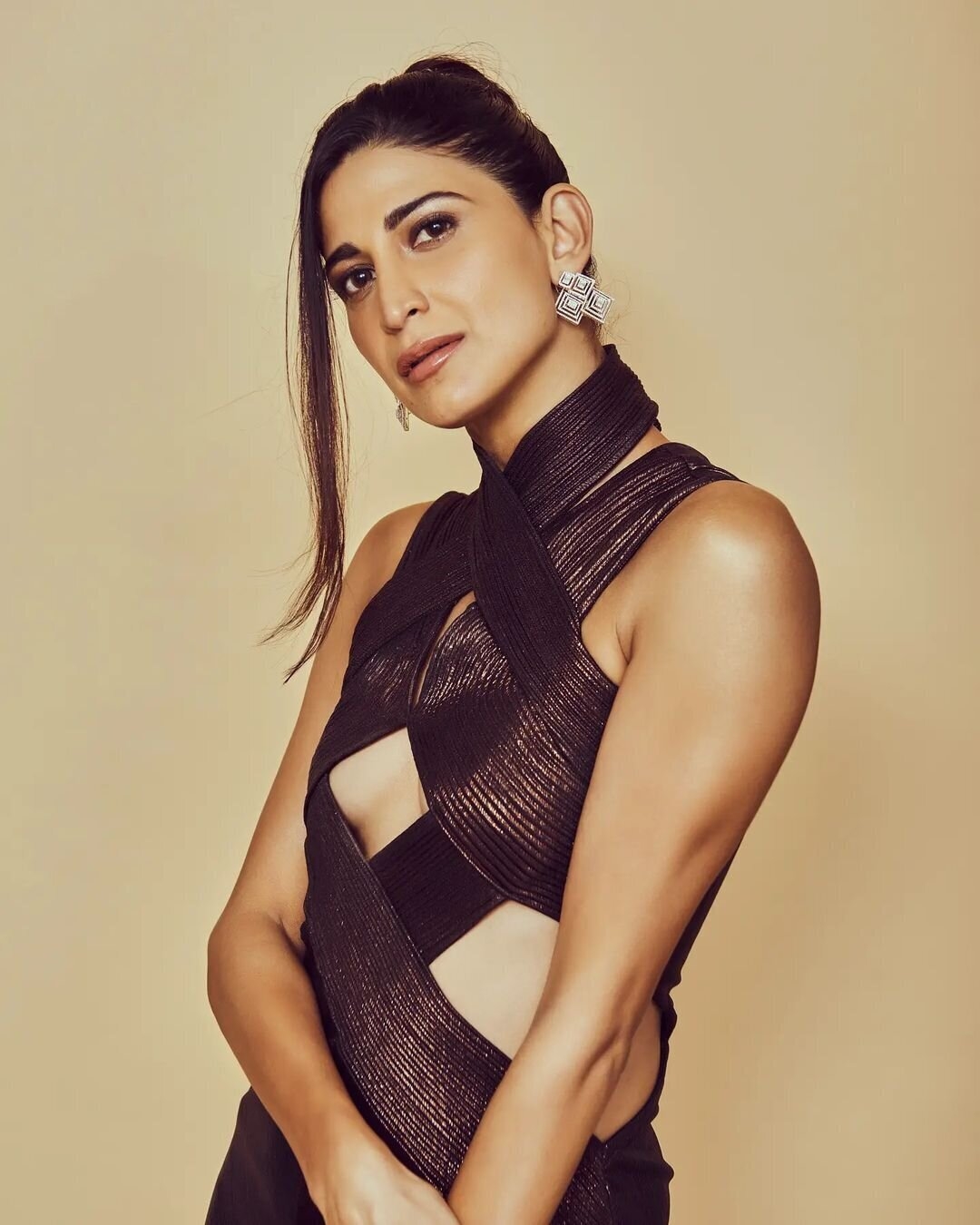 Aahana Kumra New Hot Photos