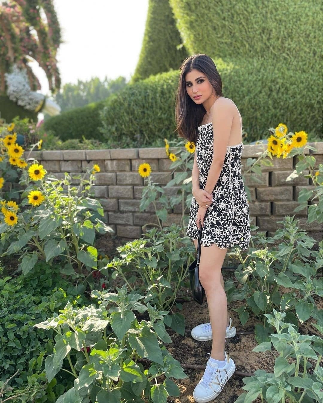 Mouni roy latest Photos collection