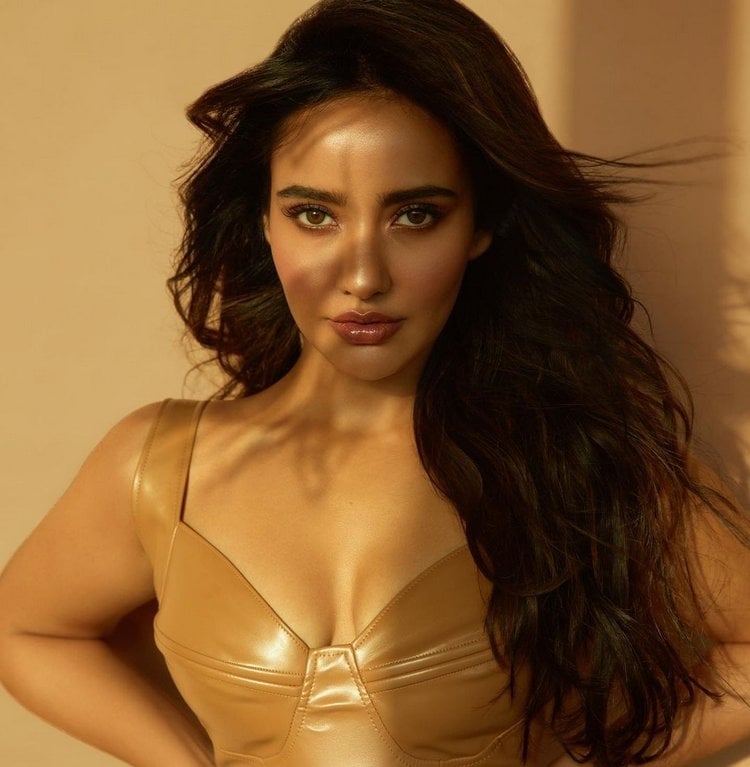 Neha Sharma latest Sexy Photo