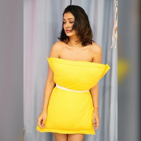 Payal Rajput Images Collection