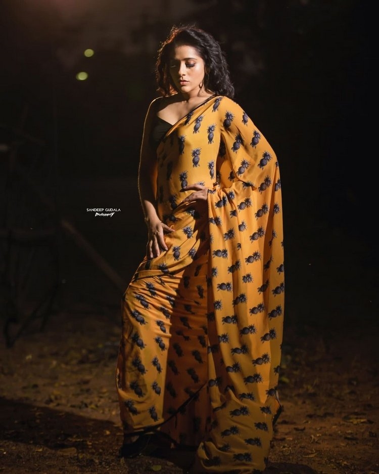 Rashmi Gautam Images Cllection