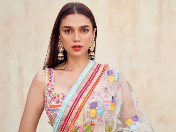 Aditi Rao Hydari New Clicks In Shoot