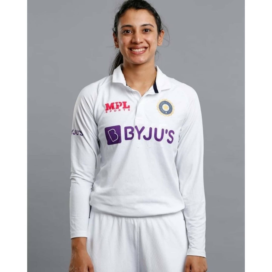 Womens cricketer New Clicks