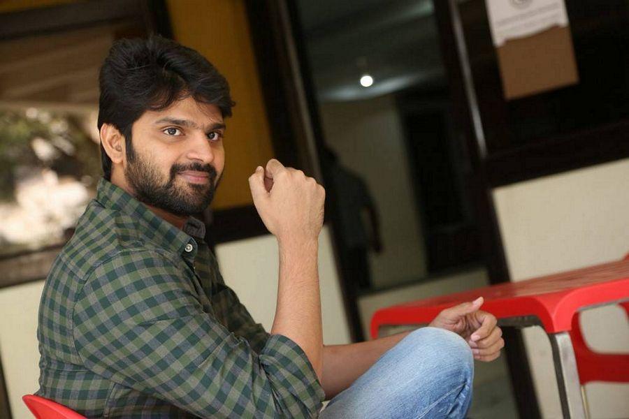 Sri Vishnu Stills At Appatlo Okadundevadu Movie Interview