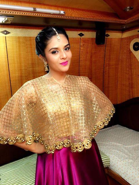 Anchor Sreemukhi Latest Stills at Dasara Mahotsavam