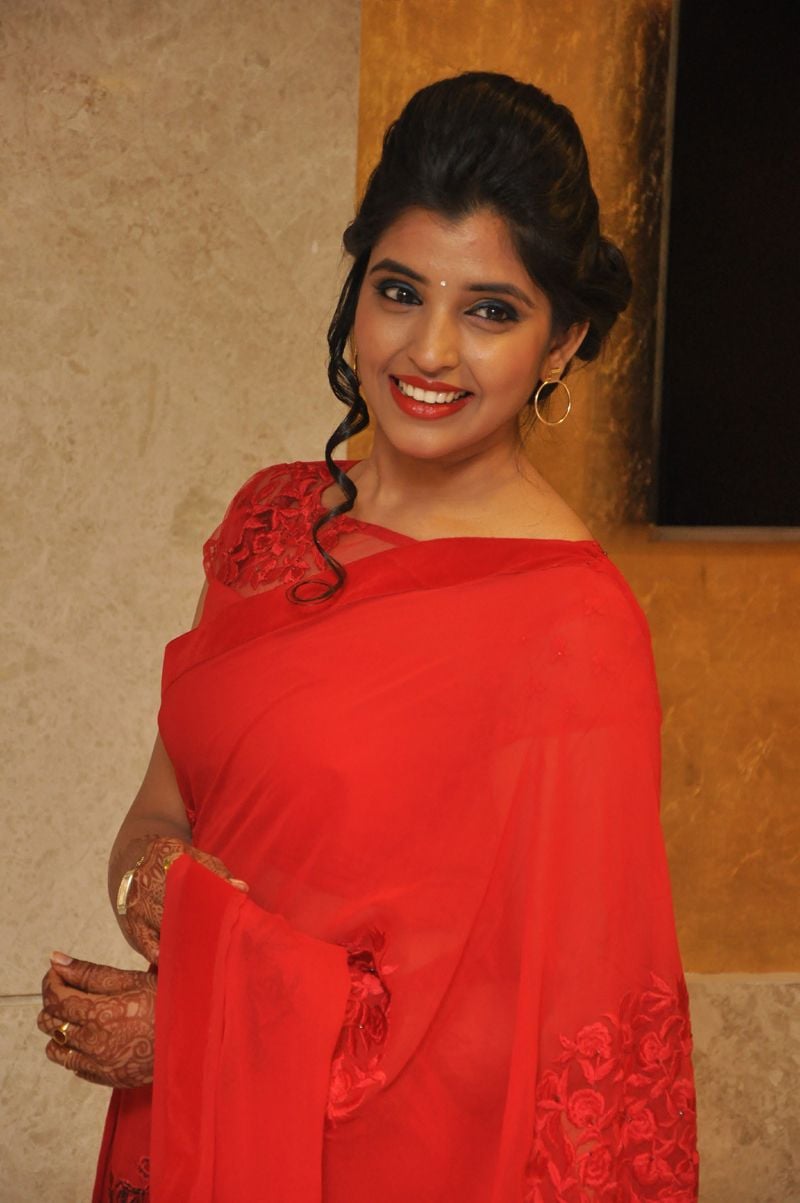 Anchor Syamala New Photo Pics