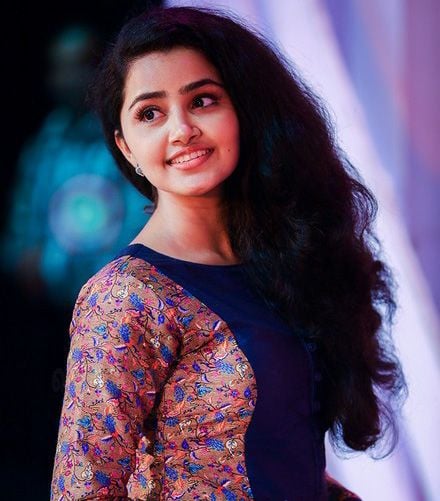 Anupama Parameswar New Stills