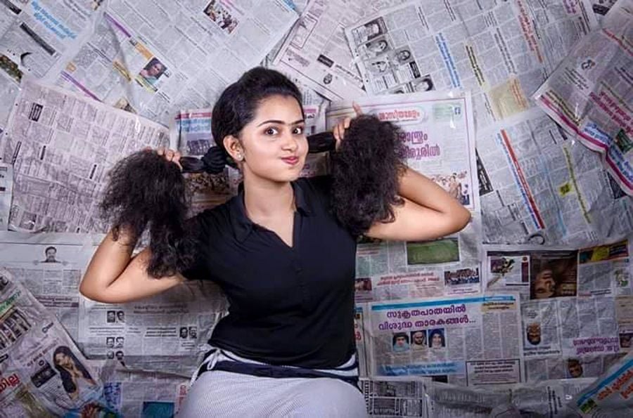 Anupama Parameswar New Stills