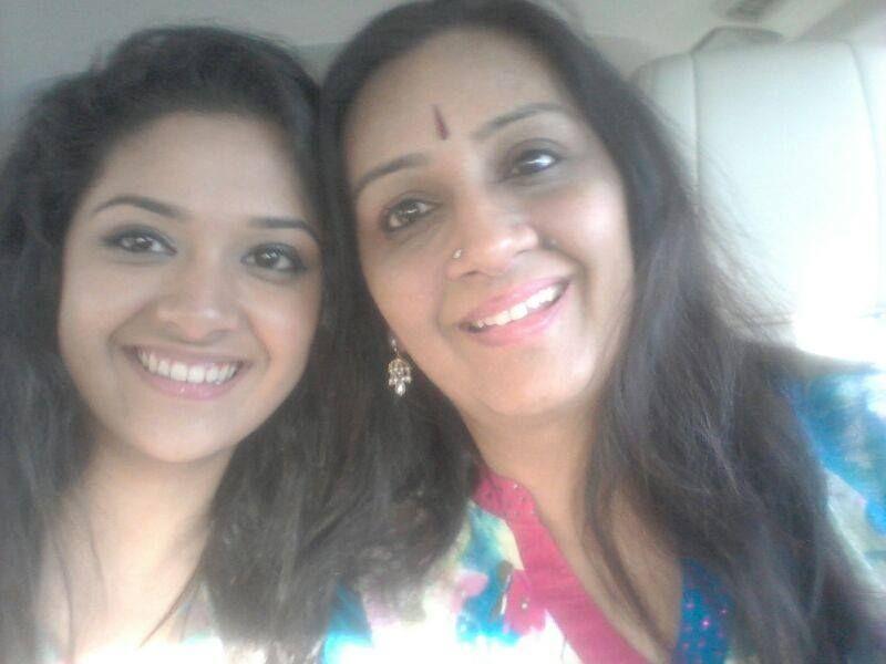 Keerthy Suresh with family Rare & UNseened Photos