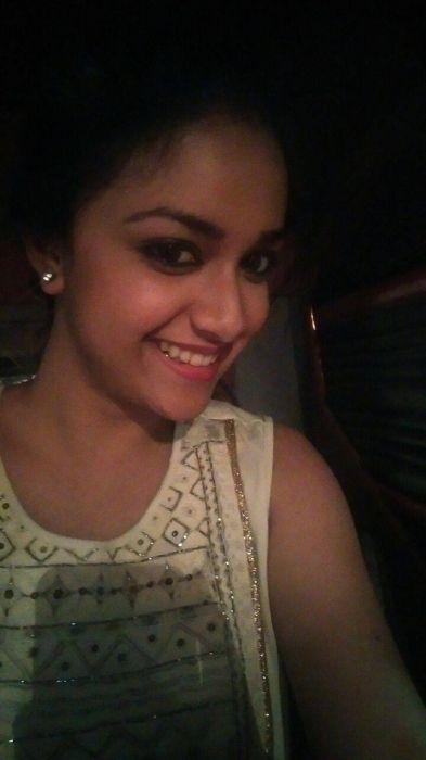 Keerthy Suresh with family Rare & UNseened Photos