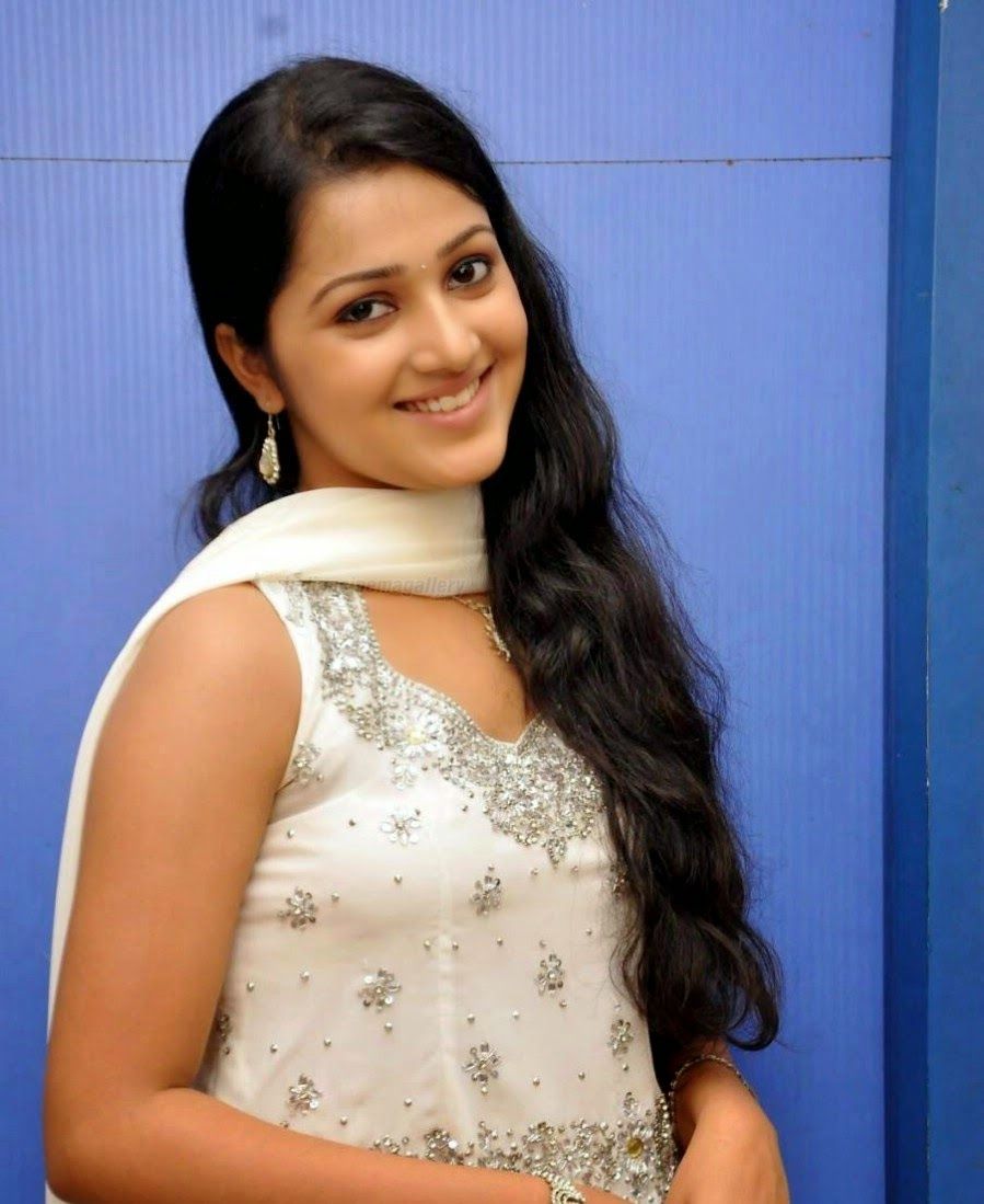 Samskruthy Shenoy Cute Photos