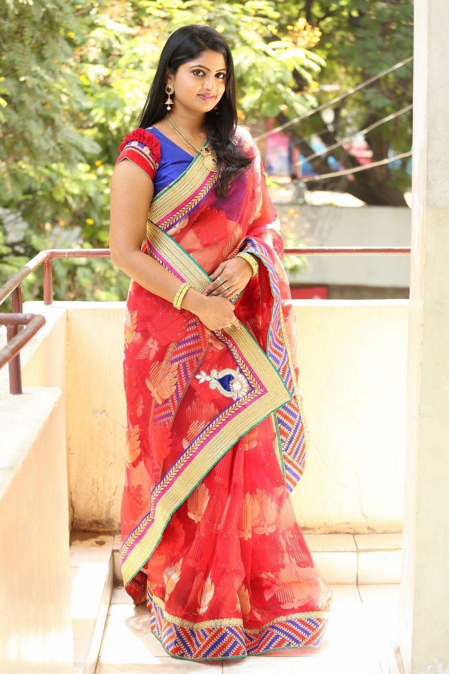 Telugu Tv Actress Mounica Saree Pics