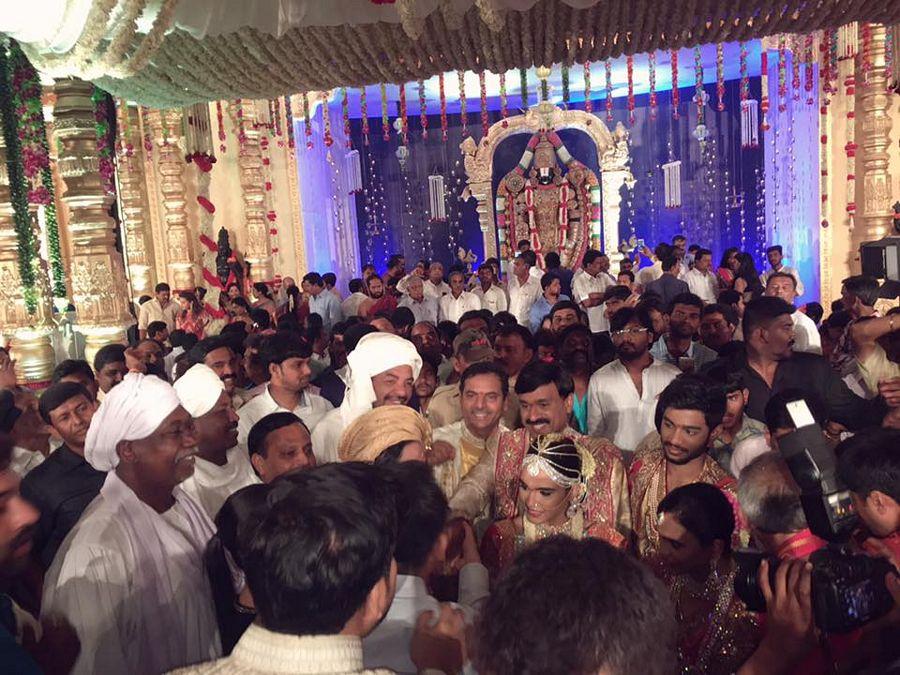 Gali Janardhan Reddy's daughter Brahmani's wedding Photos