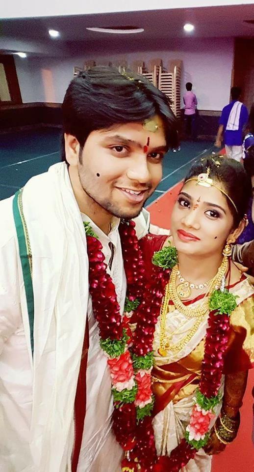 Singer Raghuram & Divya Marriage Photos