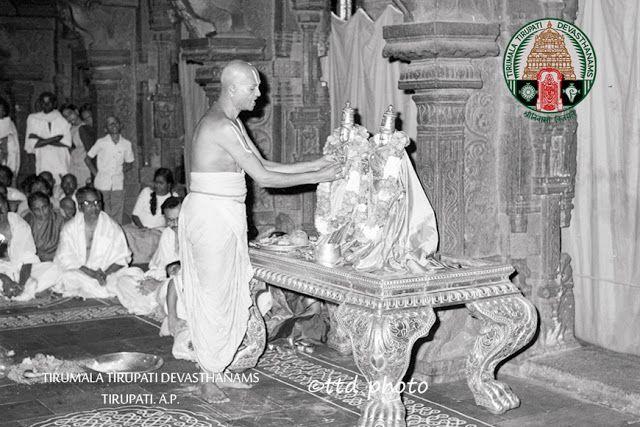 1940S Rare & UNseen Photos of Tirumala Tirupathi