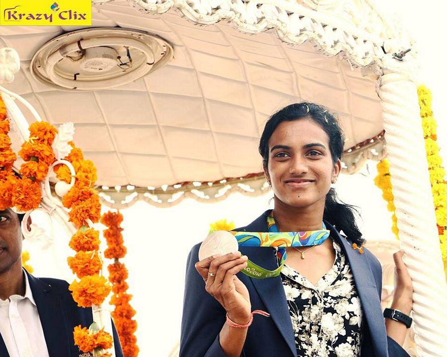 UNSEEN Private Photos of P V Sindhu