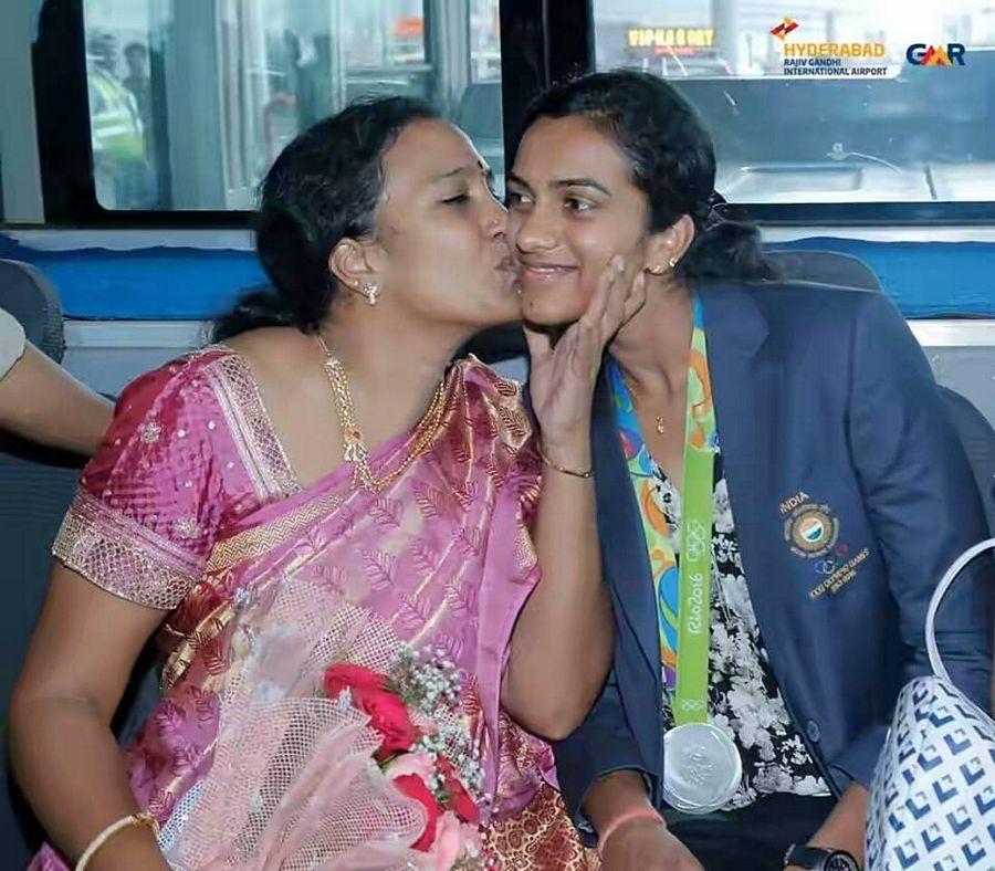 UNSEEN Private Photos of P V Sindhu