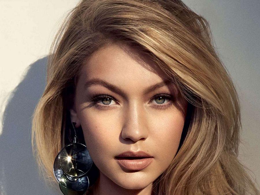 Actress Gigi Hadid Hot & Sexy HD Wallpapers