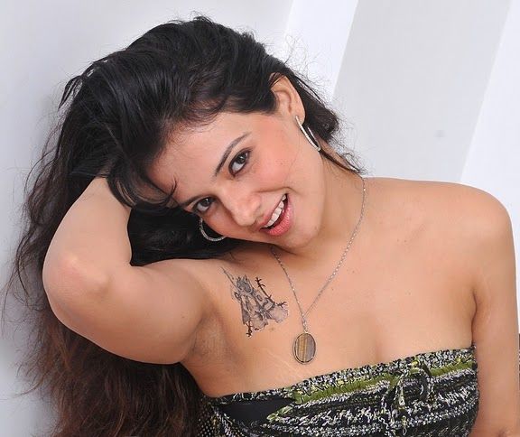 Actress Saloni Hot Spicy Pictures