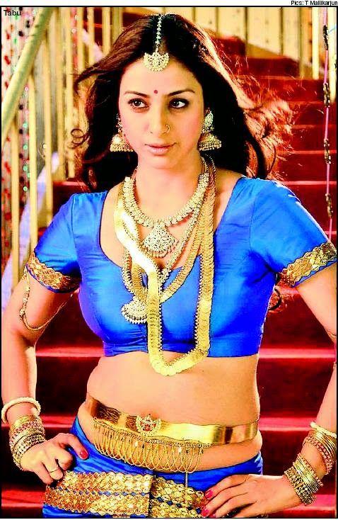 Actress Tabu's Hot Navel Show Sizzlers Photos