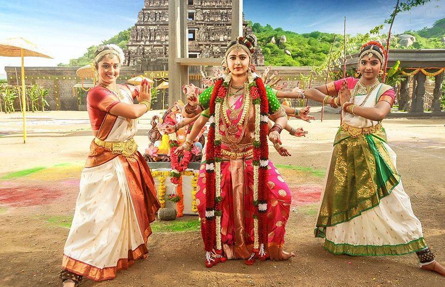 Anushka Stills From Om Namo Venkatesaya Movie