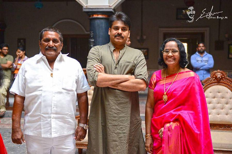 Exclusive Photos Leaked from the sets of Katamarayudu Movie