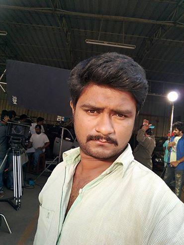 Exclusive Photos Leaked from the sets of Katamarayudu Movie